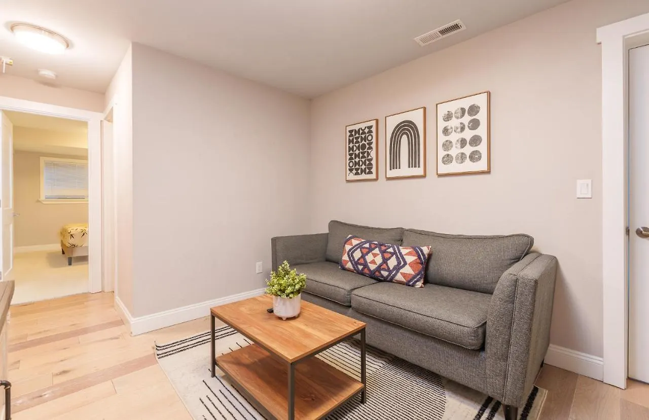 Upgraded Home With 5 Bedroom 4 Bath 4 Free Gated Parking Space, Family,Ev,Rv Friendly Seattle United States