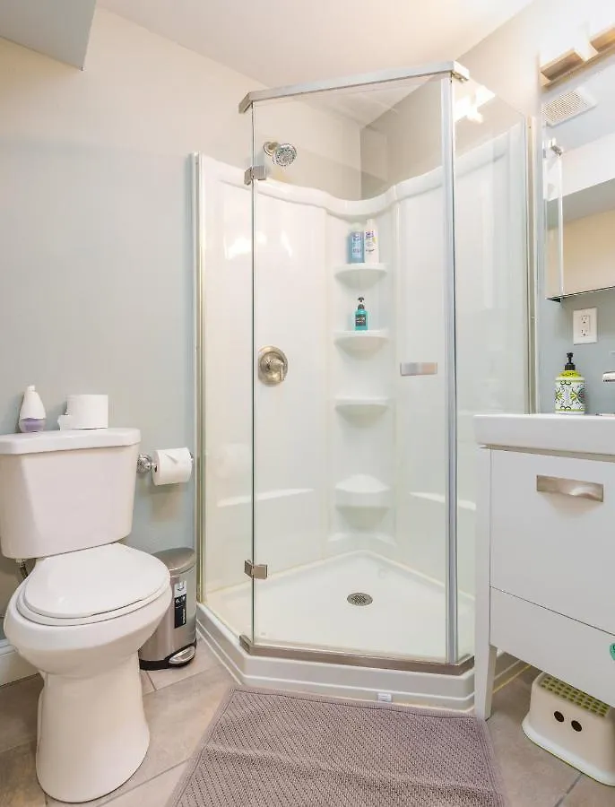 Holiday home Upgraded Home With 5 Bedroom 4 Bath 4 Free Gated Parking Space, Family,Ev,Rv Friendly Seattle United States