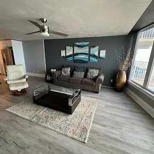  Apartment Direct Oceanfront No-drive Beach United States